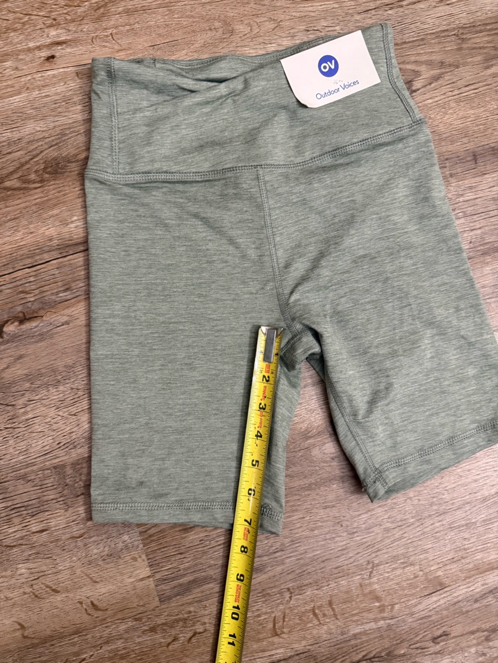 Outdoor Voices • Crossover Waistband Bike Shorts - Picture 8 of 14